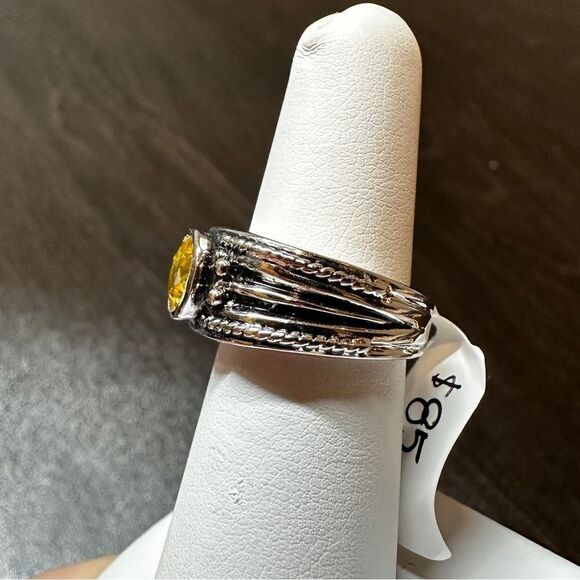 Round cut, faceted citrine solitaire ring in solid sterling silver! - Picture 7 of 12